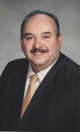 Mike Roman joins realty office BUSINESS. Berkshire, Hathaway, Gross & Janson Relators welcome bilingual Realtor to the Warwick office. Mike Roman joins realty office BUSINESS. Berkshire, Hathaway, Gross & Janson Relators welcome bilingual Realtor to the Warwick office.
