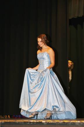 Girls, girls and more girls Girls World Expo fashion show.