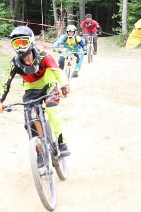 Mountain Creek Bike Park opens new top-to-bottom beginner trail Bikers head out on the new trail.