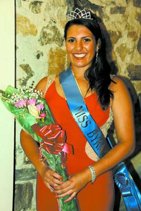 Miss Byram 2014 crowned Miss Byram 2014 Alexandra Tufaro.