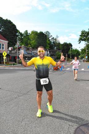 Photos: Pass it Along’s 14th annual Triathlon Yean Jimenez, 41, of Morristown wins the Triathlon, finishing first in the swim section, second in cycling and third in running.