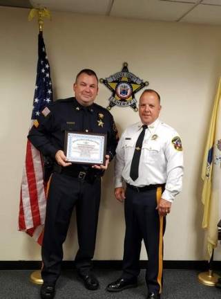 Sheriff's Officer receives award Sheriff's Officer receives award
