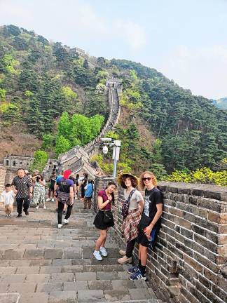 Students, teachers visit China Students on the Great Wall near Mutianyu.