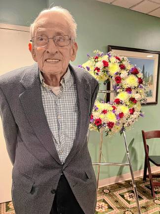 WWII vet reflects on ‘beautiful life’ Ray Fein, 98, served in the Navy during World War II. He now lives at the Bristol Glen retirement community in Newton. (Photos provided)