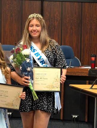Vote for Queen of the Fair <b>Miss Byram</b>