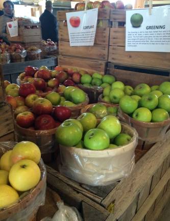 Apples, cider doughnuts and ice cream Apples, cider doughnuts and ice cream