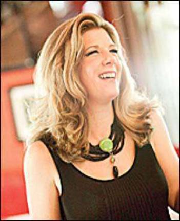 Dar Williams at the Newton Theatre Dar Williams at the Newton Theatre