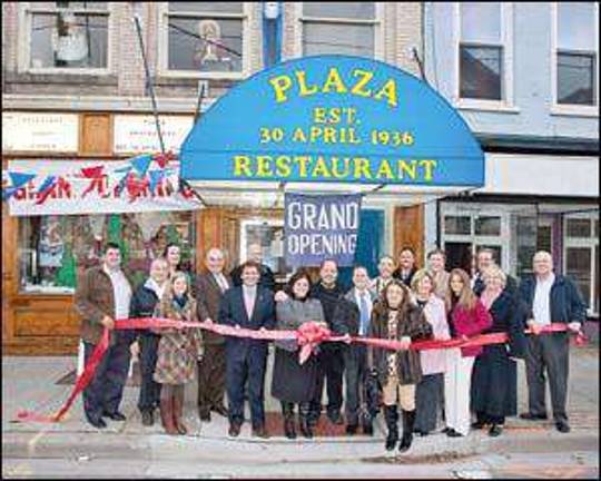 Plaza Restaurant celebrates opening Plaza Restaurant celebrates opening