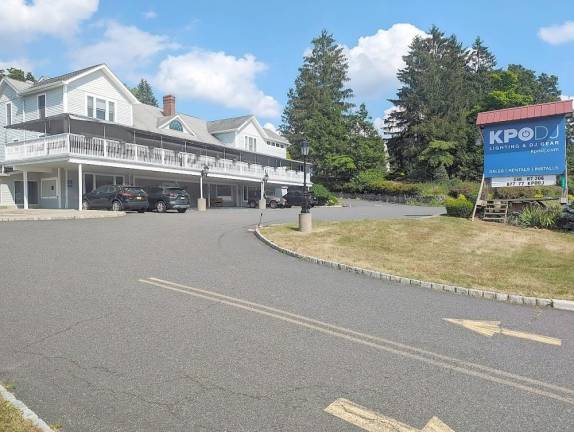 KPODJ moves into new Byram location The new storefront is located at 238 Route 206 in Byram, across from the Stonewood Tavern.