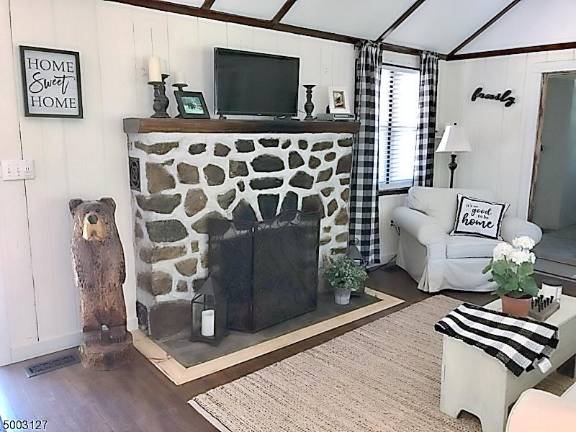 Home on a private cove will make you feel like you’re on vacation Home on a private cove will make you feel like you’re on vacation