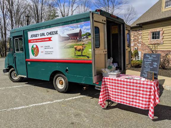 Mohawk House rolls up its sleeves, creates an open-air pop up market Jersey Girl Cheese at the Mohawk House pop up.