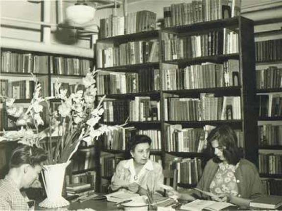 Happy 75th to the Sussex County Library The library in its original location under the county courthouse