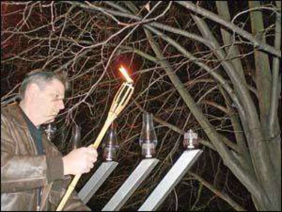 Public menorah lighting ceremonies to illuminate Hanukkah Public menorah lighting ceremonies to illuminate Hanukkah