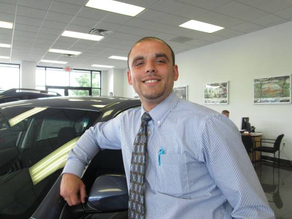 Subaru welcomes new employees Eric Abreu