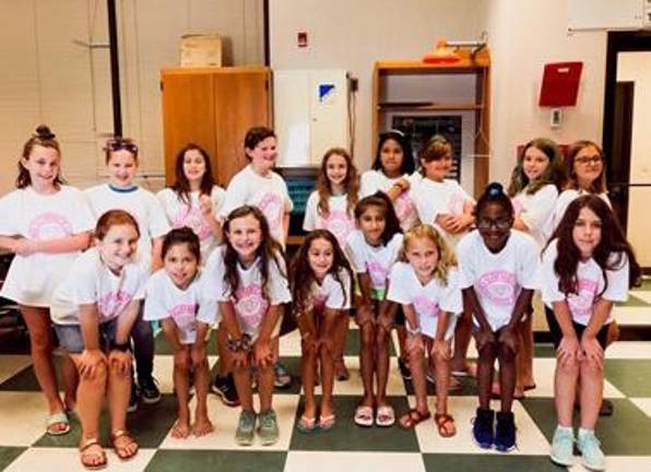 The campers and instructors of the July GEMS Session pose for a picture on their last day of camp