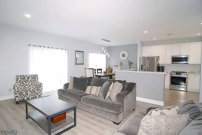 Share your life with family in this Richfield Commons townhome Share your life with family in this Richfield Commons townhome