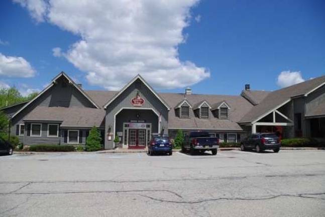 Shoppes at Lafayette give 'village' new life New businesses, returnees and those that have stayed The Lafayette House is one business that has stuck it out through the bad times and is still in operation