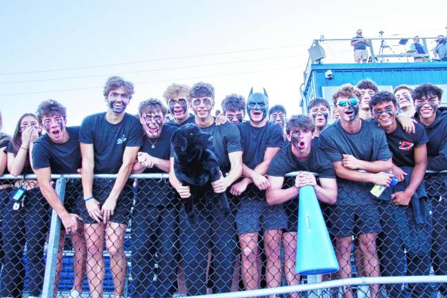 Football roundup: High Point remains undefeated <b>Dressed in black, Sparta High School football fans are hyped up and ready to cheer for their team.</b>