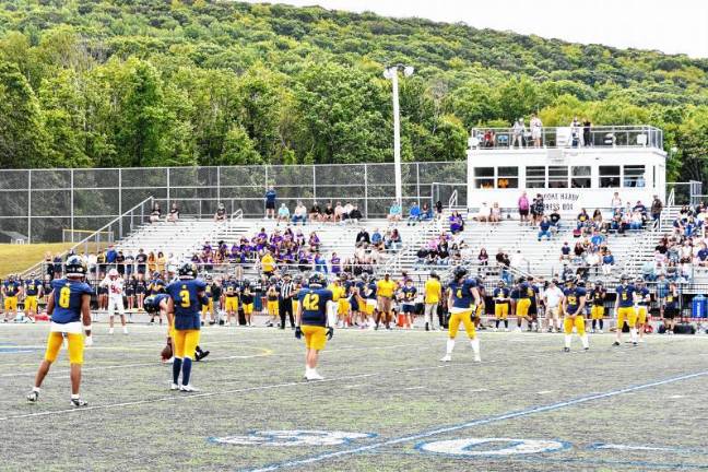 Football roundup: High Point beats Jefferson Football roundup: High Point beats Jefferson
