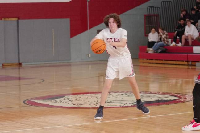 Lenape Valley’s Dylan Van Tuyl scored two points.