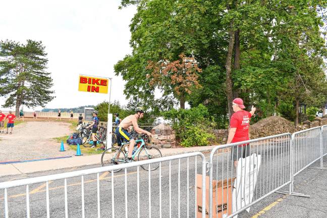 Photos: Pass it Along’s 14th annual Triathlon Photos: Pass it Along’s 14th annual Triathlon