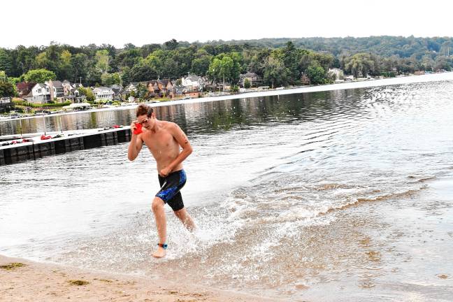 Photos: Pass it Along’s 14th annual Triathlon Photos: Pass it Along’s 14th annual Triathlon