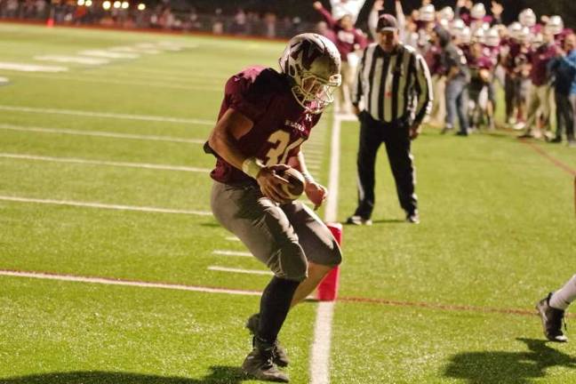 Braves defeat Kittatinny 28-17 After catching the ball Newton running back Ryan Kaiser crossed the goal line and kept both feet inbounds in the end zone resulting in a touchdown in the first quarter. Kaiser also rushed for a second touchdown in the second quarter.