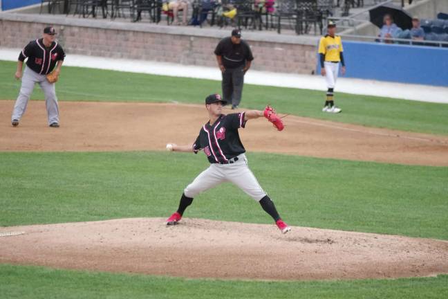 Miners bury Jackals on the diamond Jackals pitcher Dylan Brammer delivers.