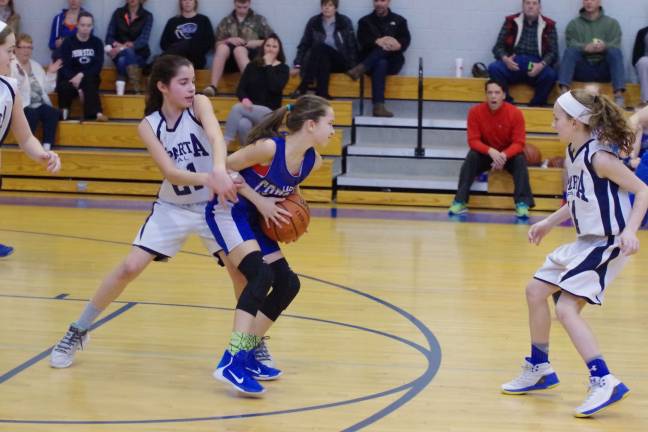 Kittatinny's Quincey McGuinness is double-teamed.
