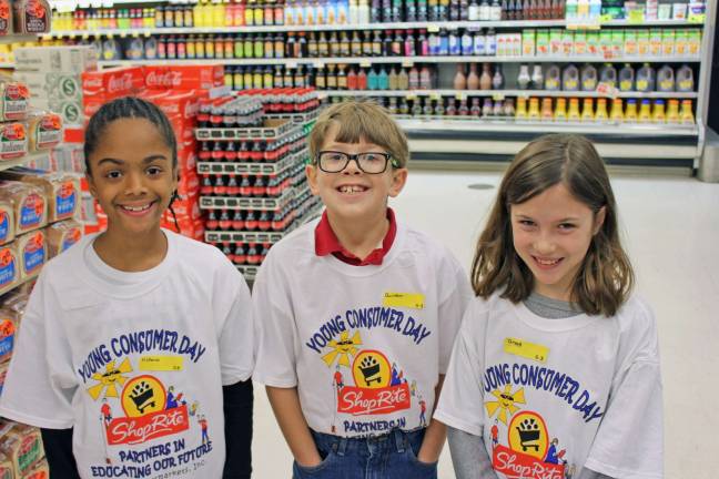 Young consumers at ShopRite of Byram Victoria Tynes, Quinten Post, and Grace Curran