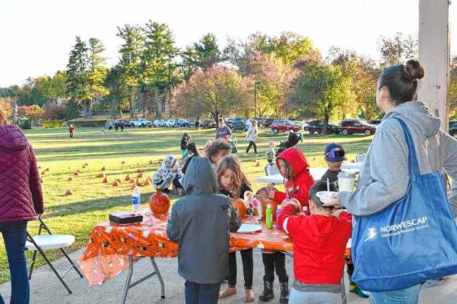 Photos: Norwescap’s Fall Frolic in the Park FF1 Children paint pumpkins at Norwescap’s Fall Frolic in the Park on Thursday, Oct. 10 at Sussex County Community College in Newton. (Photos by Maria Kovic)