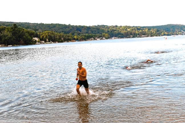 Photos: Pass it Along’s 14th annual Triathlon Photos: Pass it Along’s 14th annual Triathlon