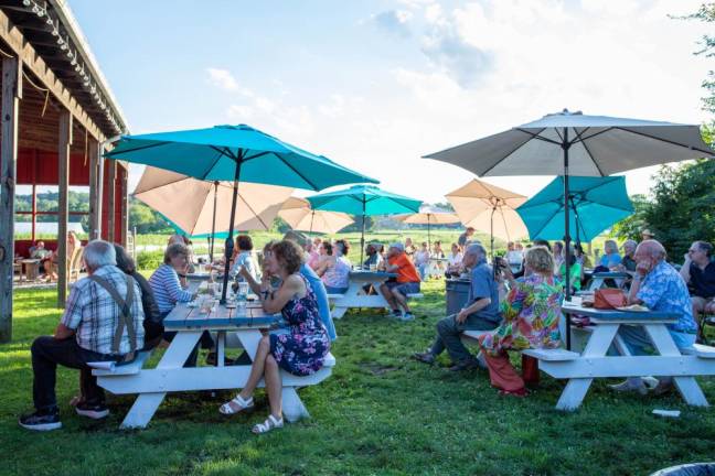 New Jersey gardeners win props for crops on Kitchen Garden Tour <b>After touring the gardens, event attendees joined gardeners at Meadow Blues Coffee in Chester, N.Y for an after-party, where they voted for their favorite gardens. Photo: Aja Brandt.</b>