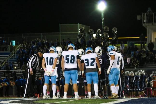 Sparta football clinches sixth victory Coin toss!
