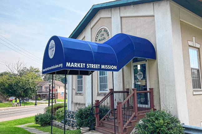 Market Street Mission helps unhoused men Market Street Mission helps unhoused men