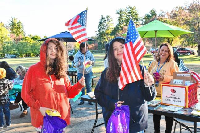 Photos: Norwescap’s Fall Frolic in the Park Taylor and Savanna Siblia of Newton.