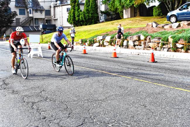 Photos: Pass it Along’s 14th annual Triathlon Photos: Pass it Along’s 14th annual Triathlon