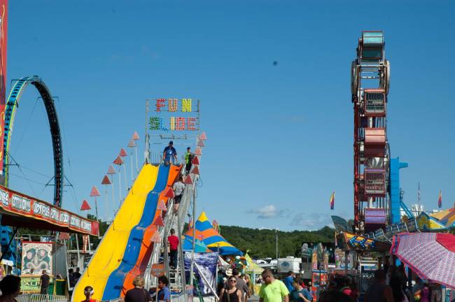 Sussex County Fair in picutres Rides to take you into the sky