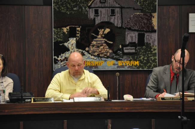 Byram expresses dismay over solar project Byram Mayor Jim Oscovitch leads the discussion about the municipality's proposed response to the failed solar project. photo by jennifer jean miller