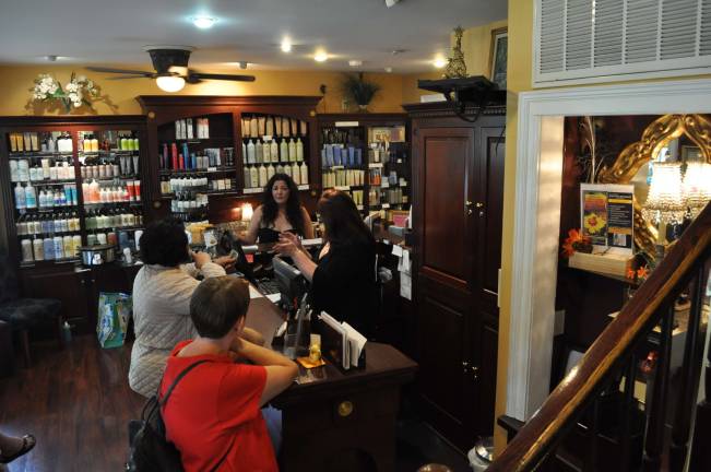 The inside of Salon Di Panache at 51 Trinity Street in Newton.