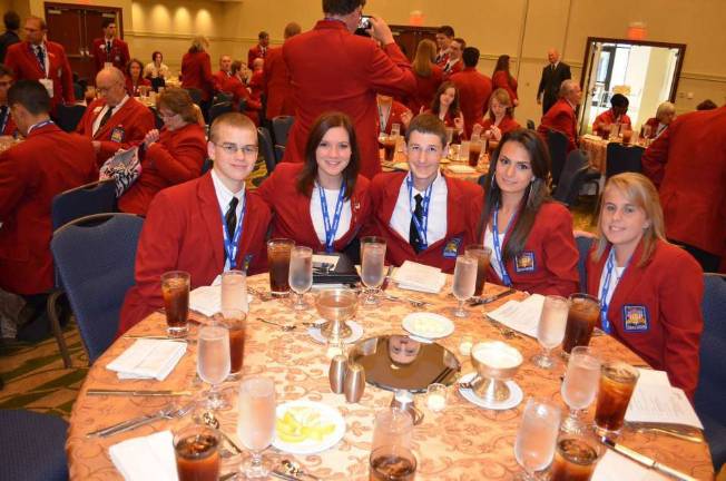 Learning leadership in Washington D.C. Pictured from left: Bradfore Van Orden, Daria Ferdine, Matt Coresello, Sarah Higgins and Mia Branham.