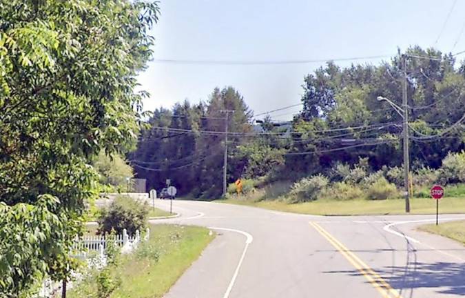 The intersection of Lounsberry Hollow Road and County Highway 517 (Google maps)