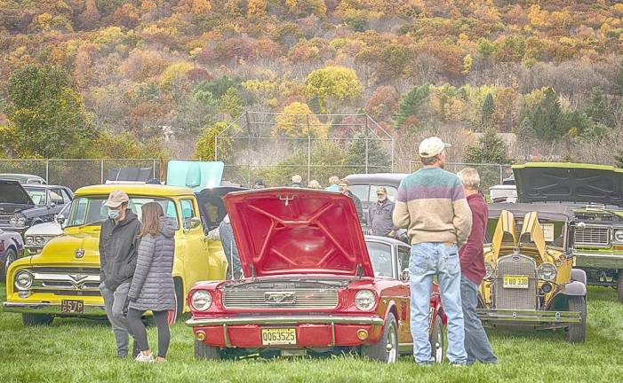 The 2020 car show. Photo by Nancy Madacsi.