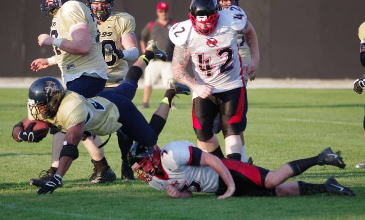 Sussex Stags lose season opener Sussex Stags running back Raheem Ridley with the ball.