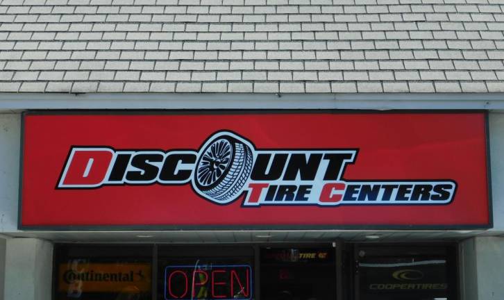 Discount Tire Centers has opened a second location.