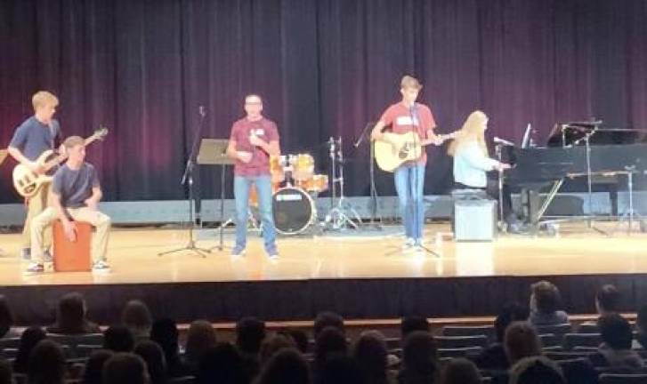From left: The band In Step consists of Remi Coleman, Ryan McCellen, Gavin Denmead, Anthony Lang, and Julia Kadar.