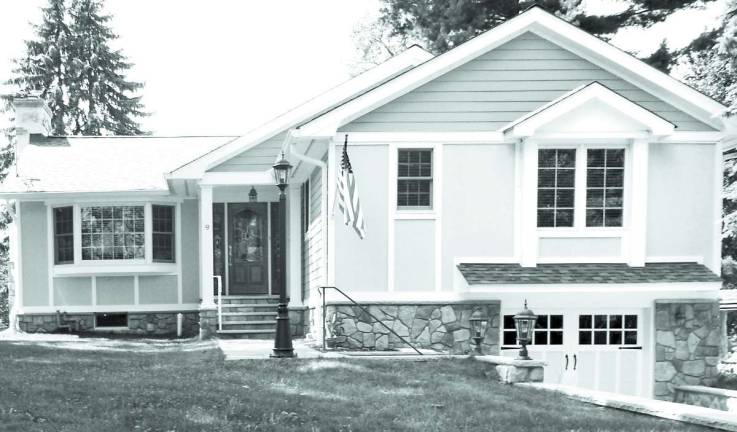 Lake Mohawk House Tour will feature five lake style homes and the Country Club 9 Heighwood Trail