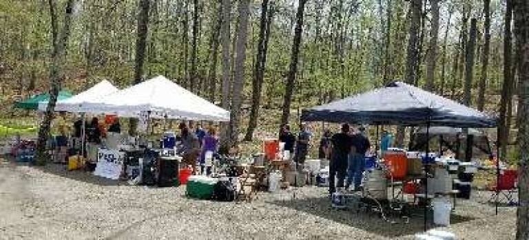 Homebrewers take their craft camping Members of local brewing clubs MASH-NJ and SCUBA set up equipment and begin brewing beer.