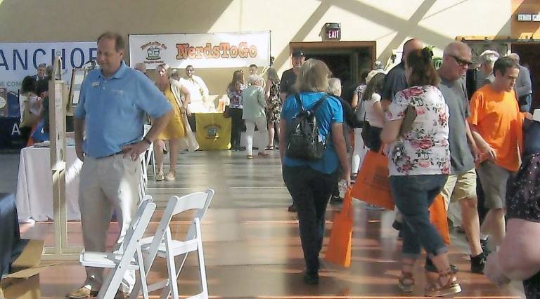 Businesses shine at county expo (Photo by Janet Redyke)