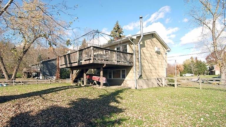 This move-in ready home is close to the Appalachian Trail